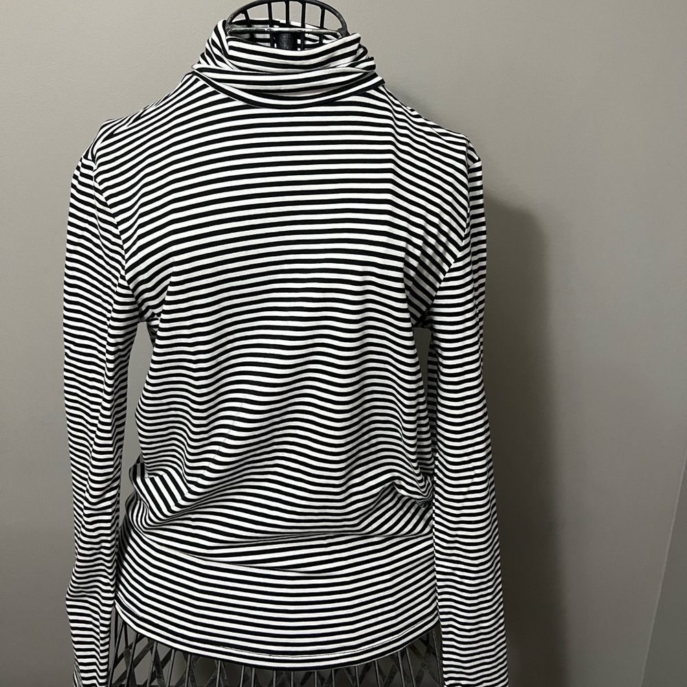 Forever 21 Stripe Turtle Neck, Never Worn